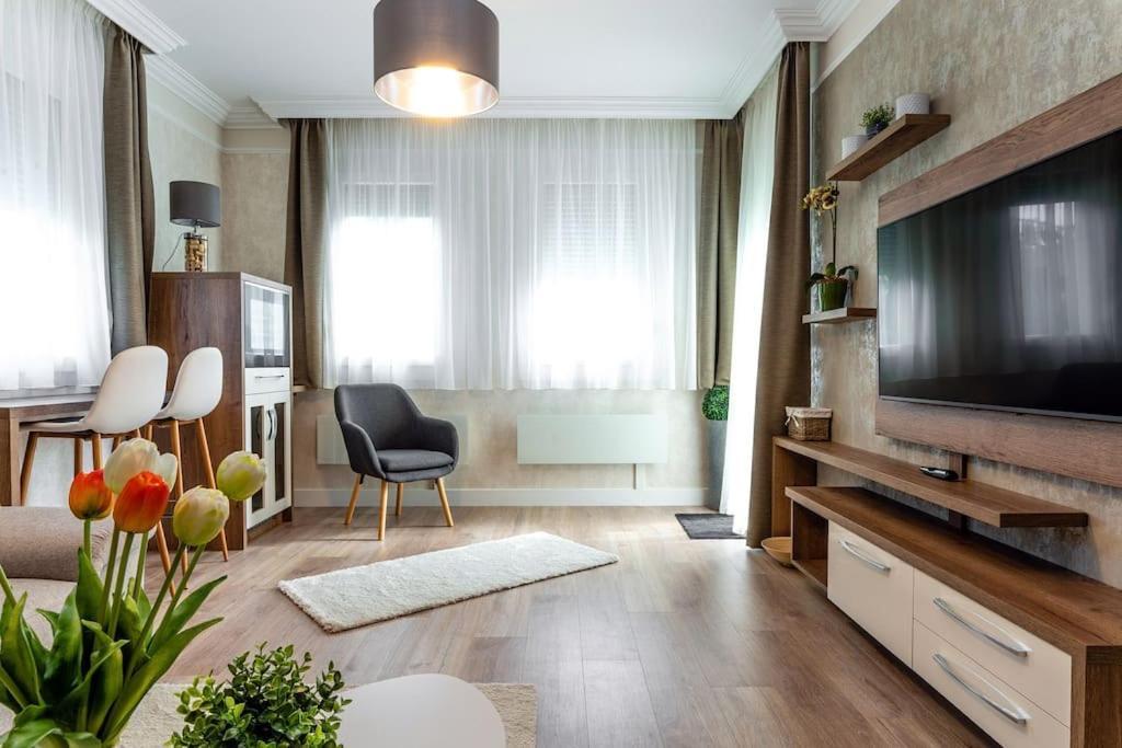 Apartman Nobilis Hévíz Екстериор снимка